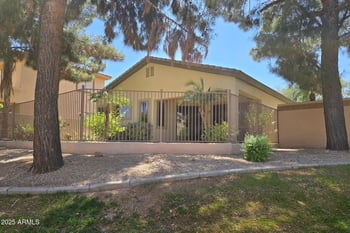2000 Periwinkle Way, Chandler, AZ 85248