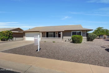 20002 Signal Butte Cir, Sun City, AZ 85373