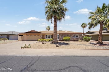 20008 Willowcreek Cir, Sun City, AZ 85373