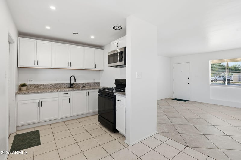 2001 39th Ave, Phoenix, AZ 85009