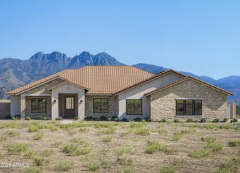 2001 Lucky Ln, Queen Creek, AZ 85144