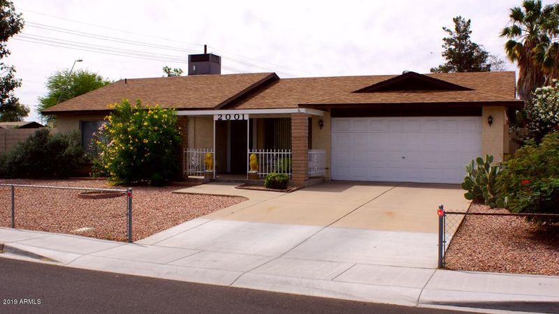 2001 W El Prado Rd, Chandler, AZ 85224