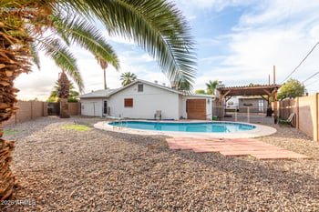 2001 W Surrey Ave, Phoenix, AZ 85029