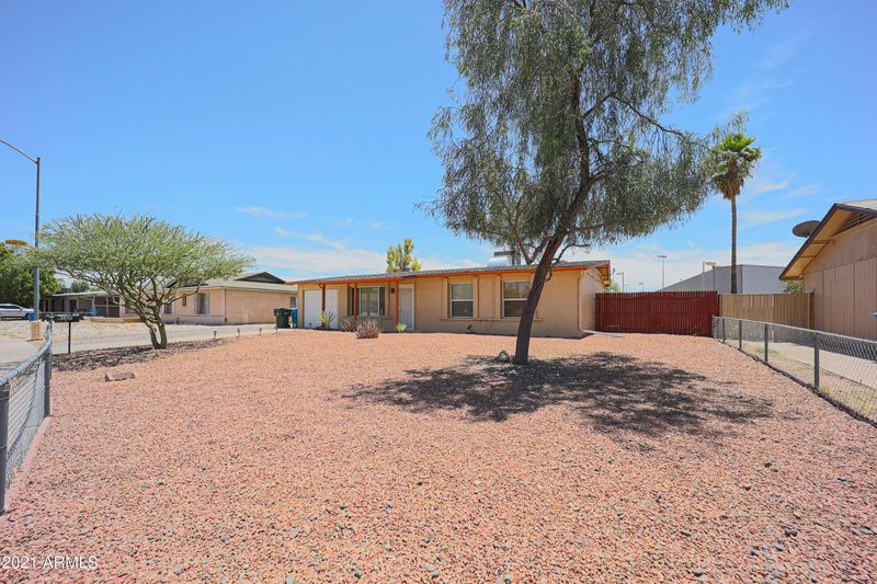 2001 W Villa Rita Dr, Phoenix, AZ 85023