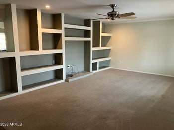 20013 N Willowcreek Cir, Sun City, AZ 85373