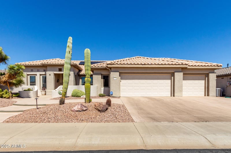 20017 Cielo Ct, Surprise, AZ 85374