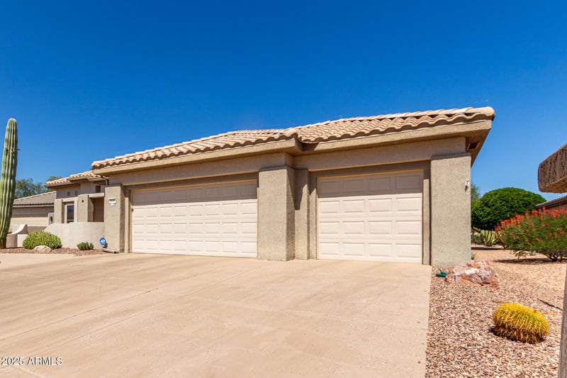 20017 Cielo Ct, Surprise, AZ 85374