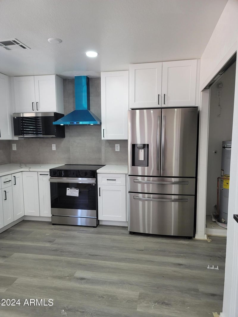2002 Adams St, Phoenix, AZ 85009