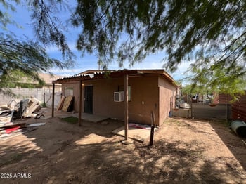 2002 Lawrence Rd, Phoenix, AZ 85015