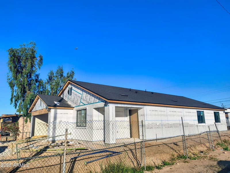 2002 Maricopa St, Phoenix, AZ 85009