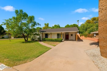 2002 N 39th St, Phoenix, AZ 85008