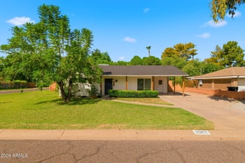2002 N 39th St, Phoenix, AZ 85008
