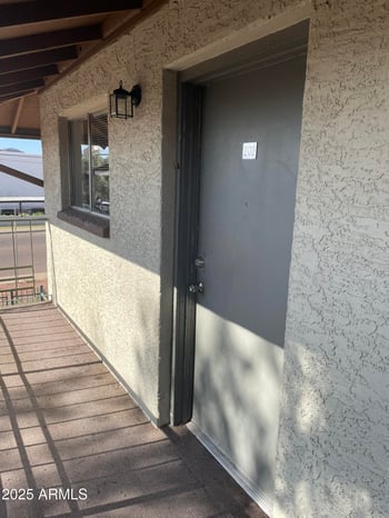 2002 Sweetwater Ave #202, Phoenix, AZ 85022