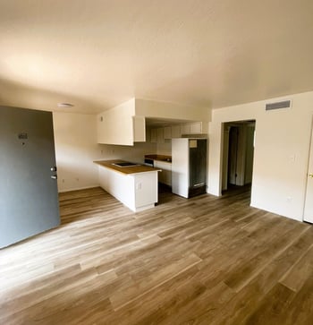 2002 Sweetwater Ave #202, Phoenix, AZ 85022