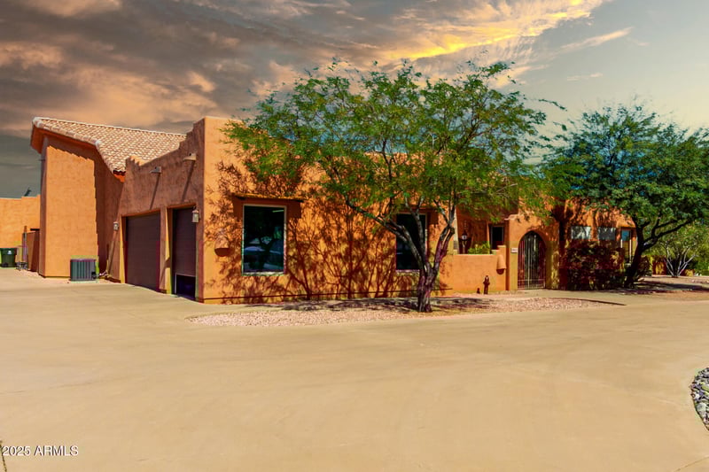 20022 Highland Ave, Litchfield Park, AZ 85340