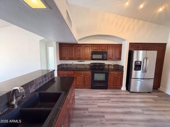 20023 N 44th Ave, Glendale, AZ 85308