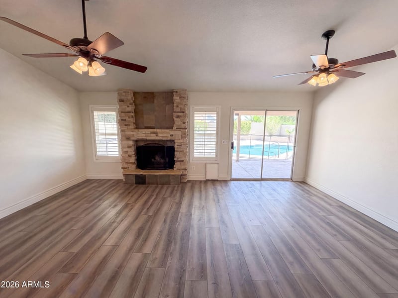 20023 N 44th Ave, Glendale, AZ 85308