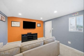 20025 2nd Ave, Phoenix, AZ 85027