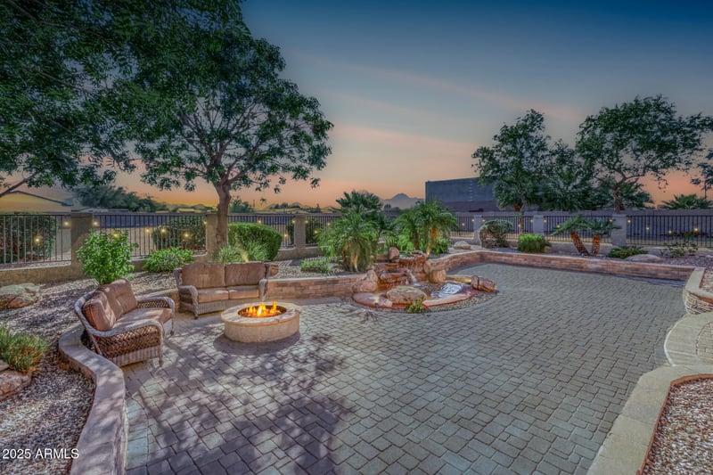 20027 Mews Rd, Queen Creek, AZ 85142