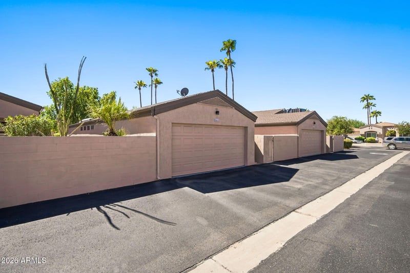 20027 N Greenview Dr, Sun City West, AZ 85375