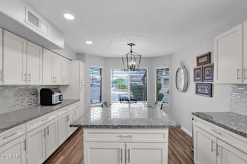 20028 30th Pl, Phoenix, AZ 85050