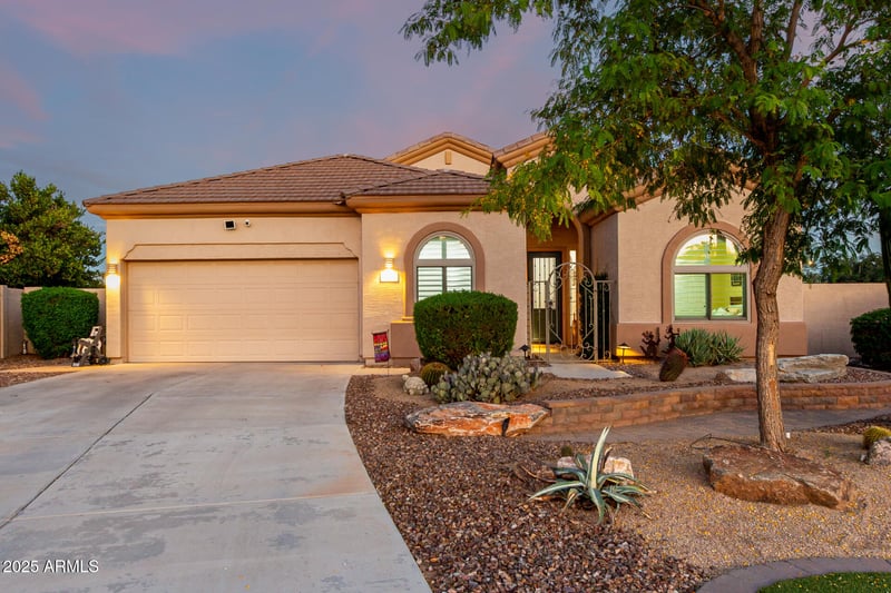 2003 135th Dr, Goodyear, AZ 85395
