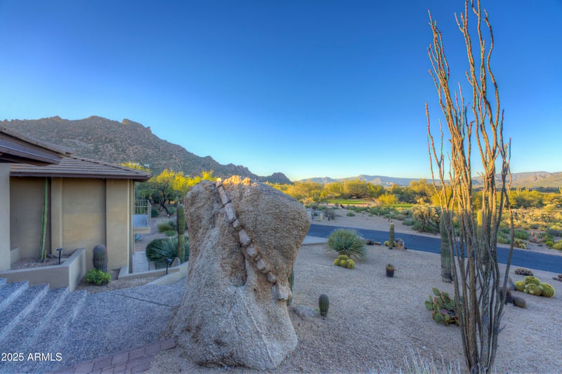 2003 E Smoketree Dr, Carefree, AZ 85377