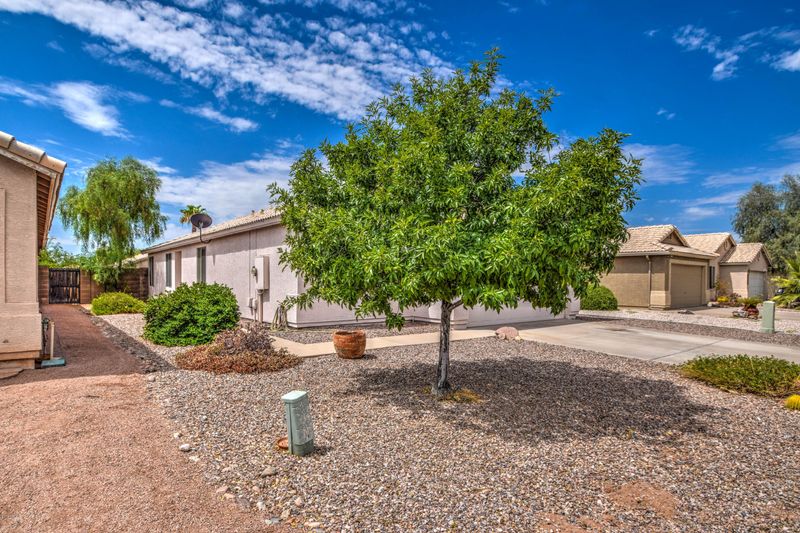 2003 W 20th Ave, Apache Junction, AZ 85120