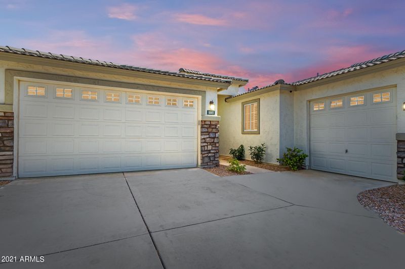 2003 W Vineyard Rd, Phoenix, AZ 85041