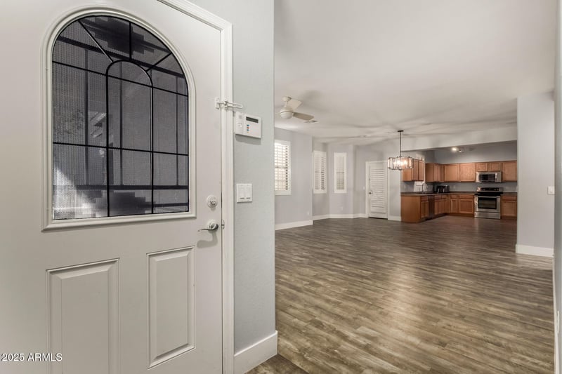 20032 49th Dr, Glendale, AZ 85308