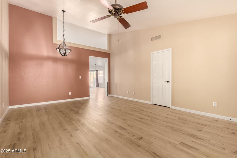 20037 110th Ln, Sun City, AZ 85373