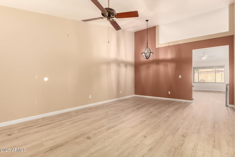 20037 110th Ln, Sun City, AZ 85373