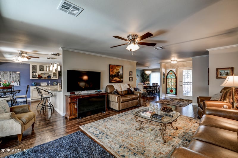 20037 Welk Dr, Sun City, AZ 85373