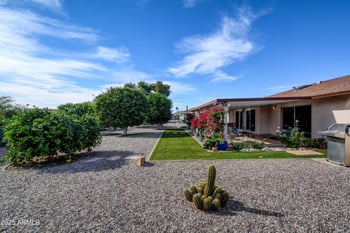 20037 Welk Dr, Sun City, AZ 85373