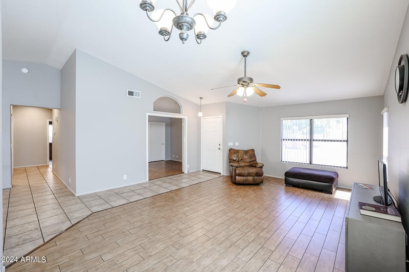 20038 21st St, Phoenix, AZ 85024
