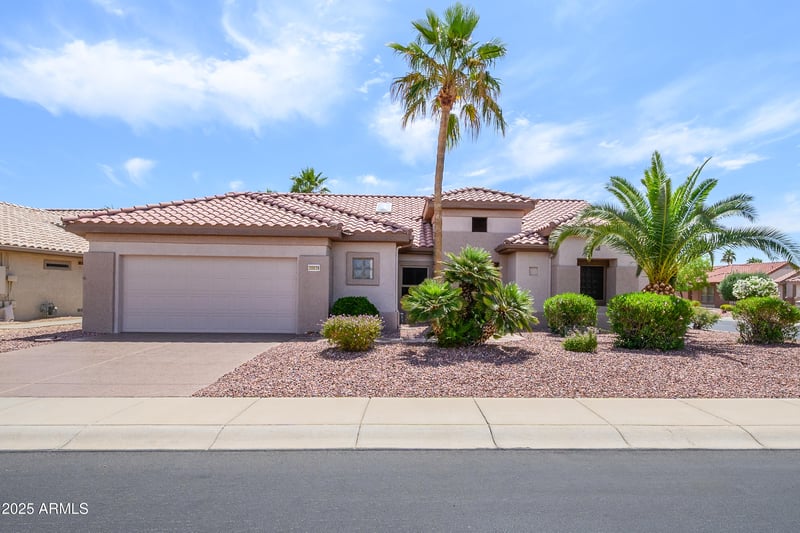20039 Hearthstone Dr, Surprise, AZ 85374