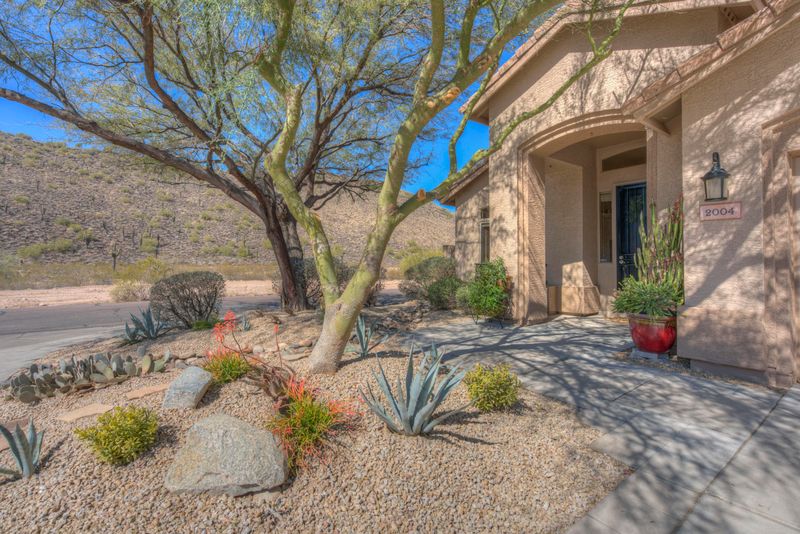 2004 E Creedance Blvd, Phoenix, AZ 85024