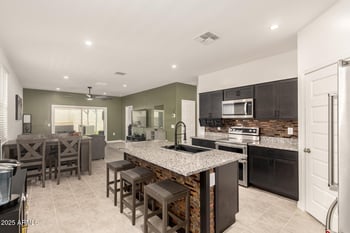 2004 Sandoval Ave, Apache Junction, AZ 85120