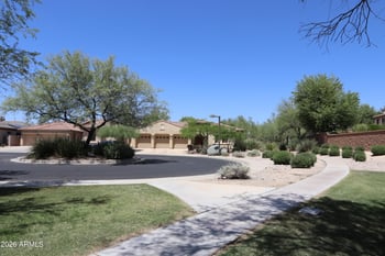 2004 Calle De Las Estrellas Dr, Phoenix, AZ 85085