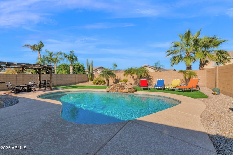 2004 Half Moon Cir, San Tan Valley, AZ 85144