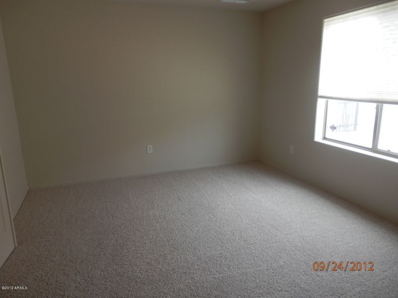 2004 W Harwell Rd, Phoenix, AZ 85041