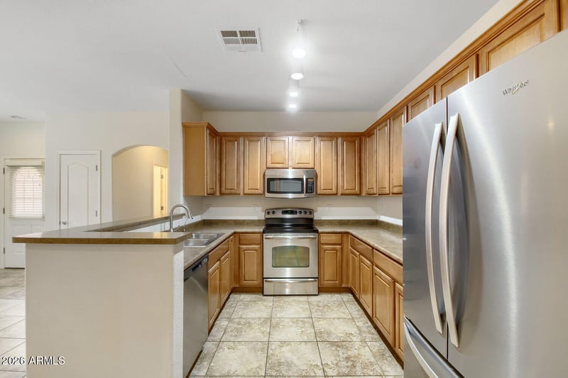 20041 49th Dr, Glendale, AZ 85308