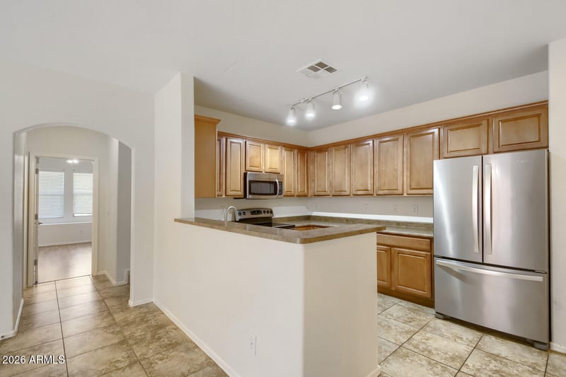 20041 49th Dr, Glendale, AZ 85308
