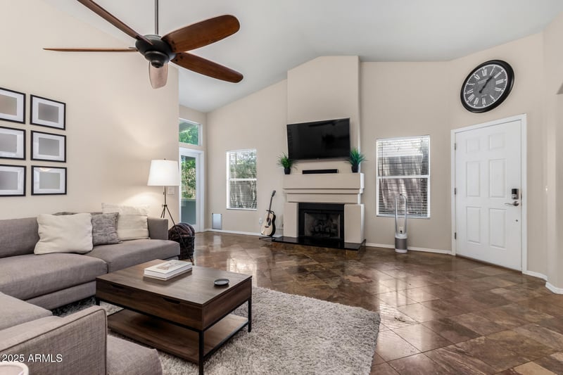 20044 30th Pl, Phoenix, AZ 85050