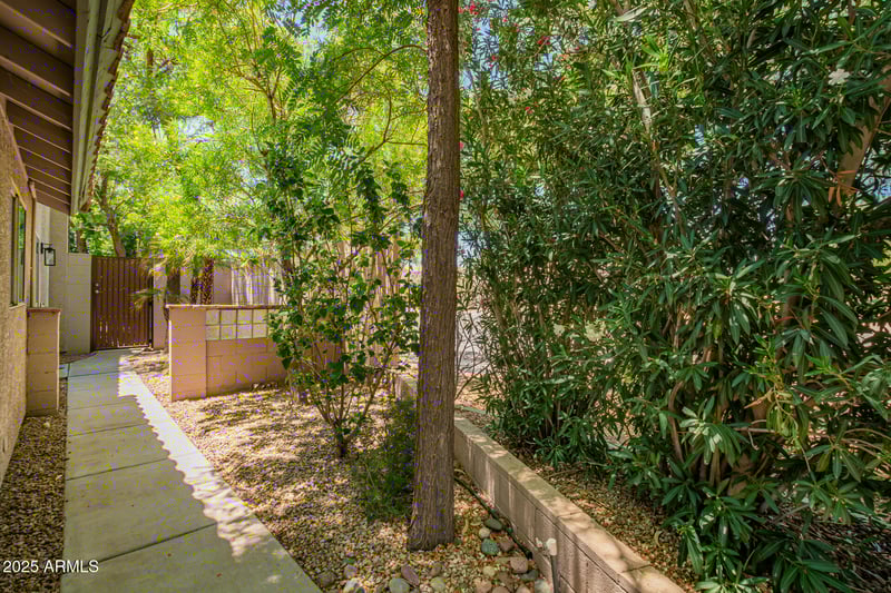 20044 30th Pl, Phoenix, AZ 85050