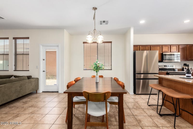 20045 49th Dr, Glendale, AZ 85308