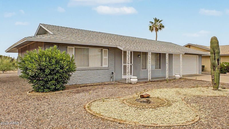 20049 Welk Dr, Sun City, AZ 85373
