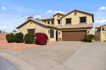 2005 81st Dr, Phoenix, AZ 85043