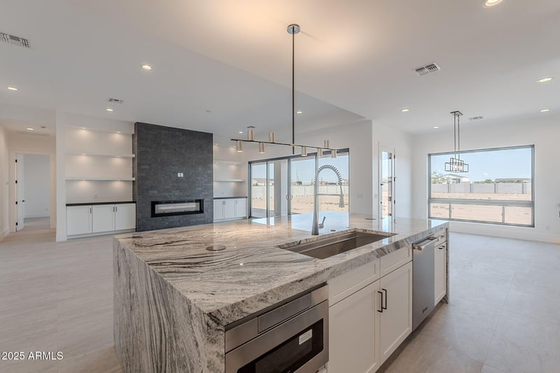 2005 Lincoln Ct, Queen Creek, AZ 85144