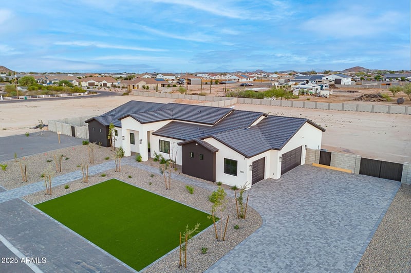 2005 Lincoln Ct, Queen Creek, AZ 85144